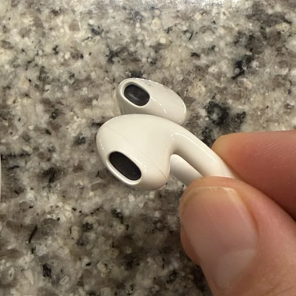Apple‎ EarPods with Lightning Connector In Ear Canal Headset - White OEM Tested